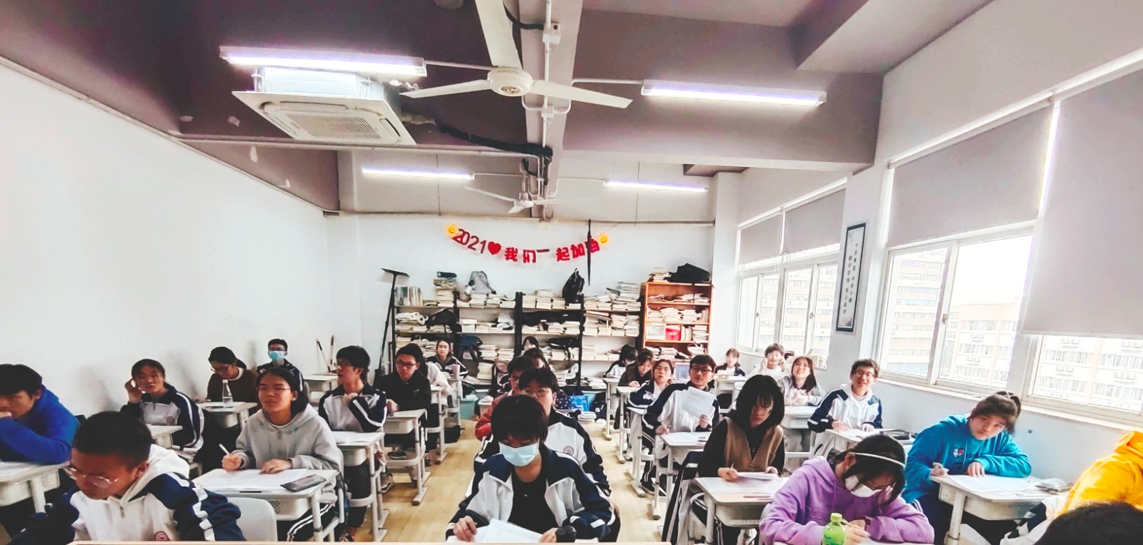 杭州中考复读学校三联中复3月摸底测试