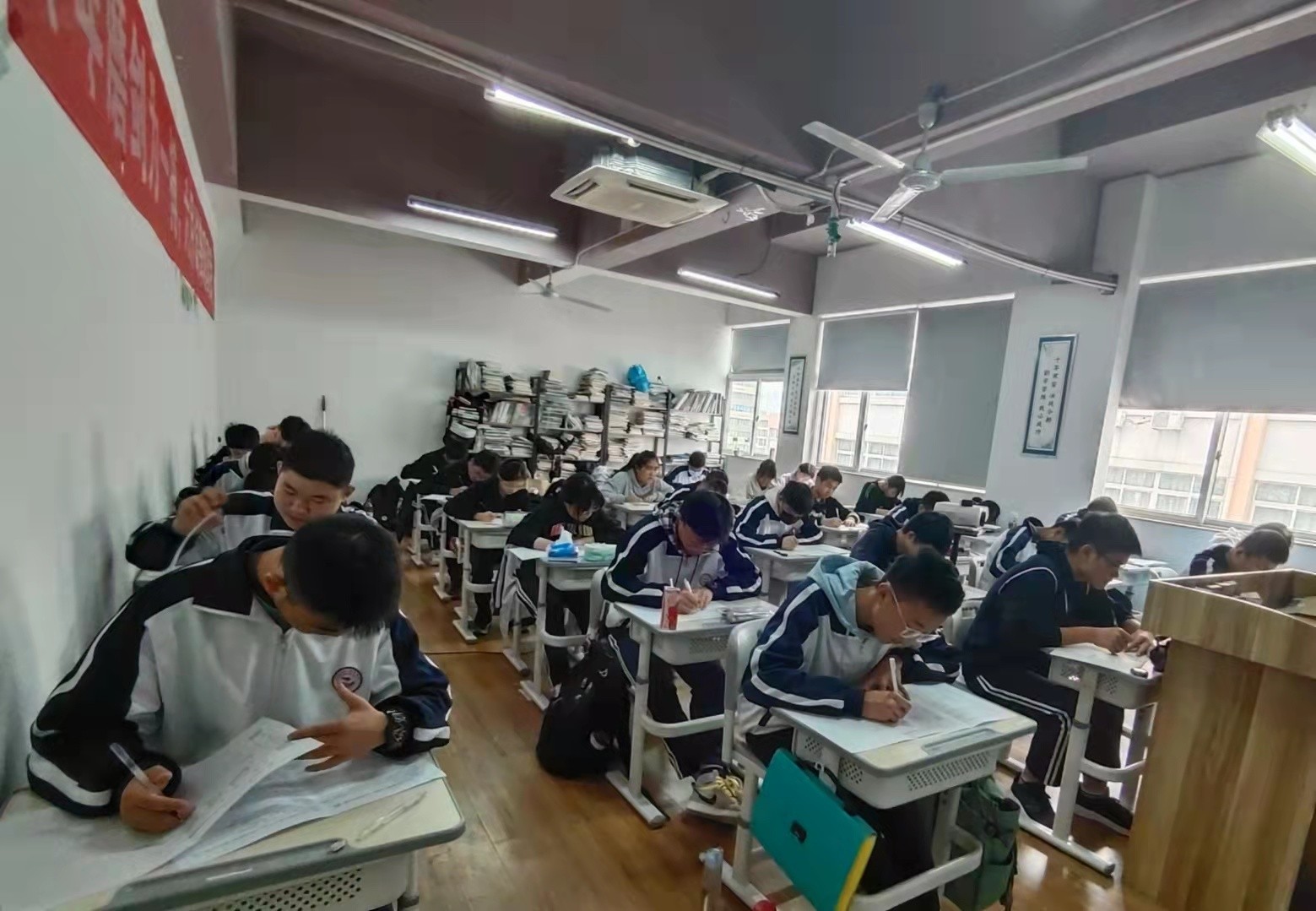 全力以赴：杭州中考复读学校三联中复班第十三周周测